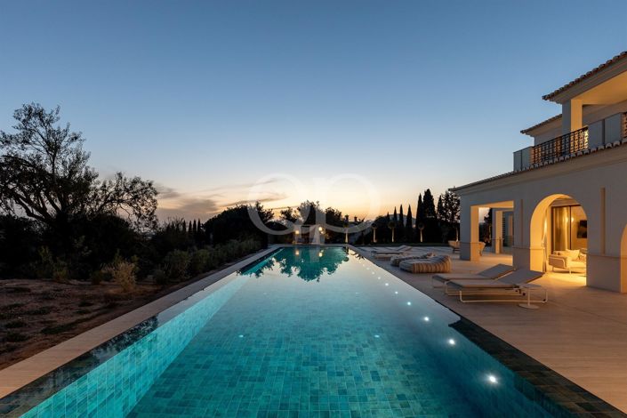 Image No.68-6 Bed House for sale