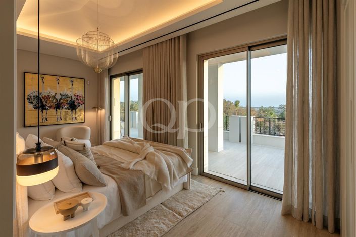 Image No.7-6 Bed House for sale