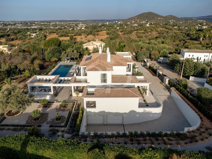 Image No.71-6 Bed House for sale