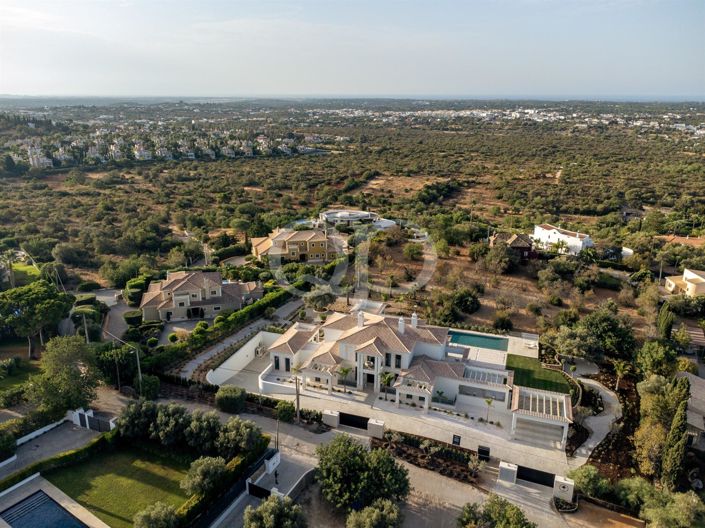 Image No.73-6 Bed House for sale