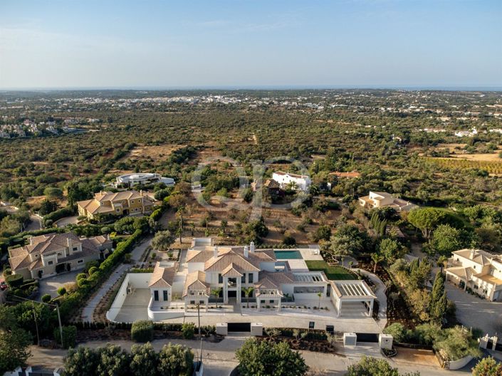 Image No.74-6 Bed House for sale