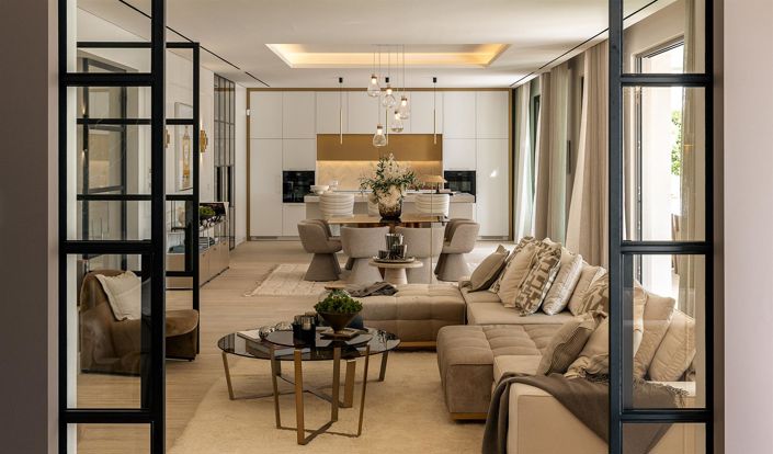 Image No.86-6 Bed House for sale