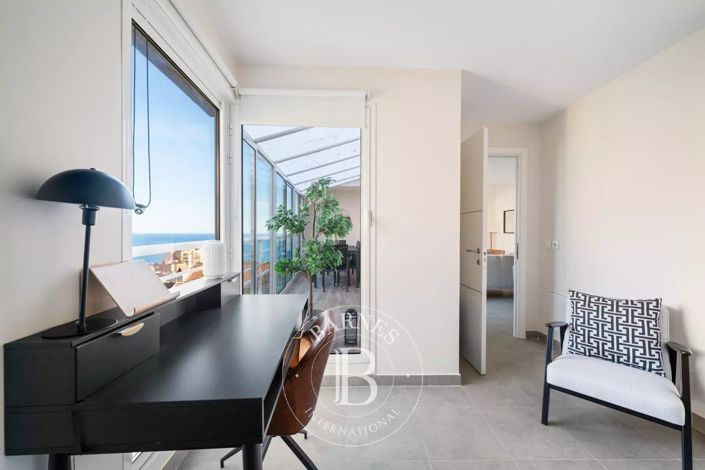 Image No.20-2 Bed Apartment for sale