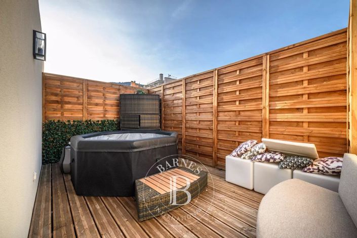 Image No.21-2 Bed Apartment for sale