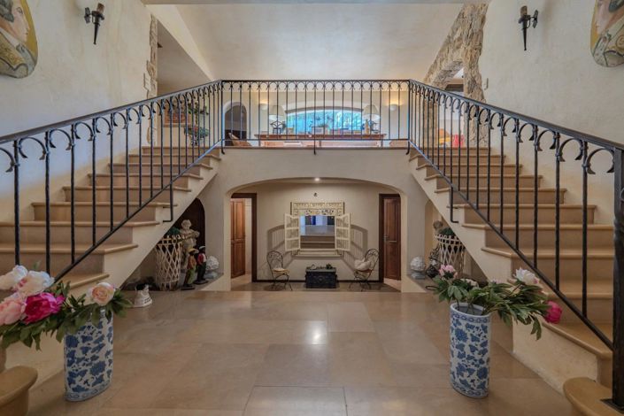 Image No.3-6 Bed House for sale