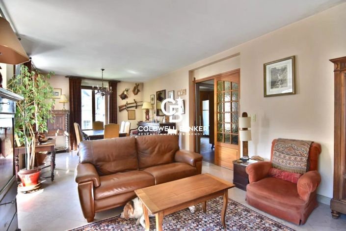 Image No.10-4 Bed House for sale