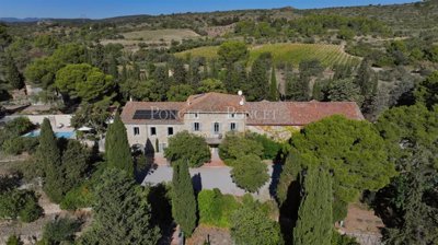 10 Bed House for sale