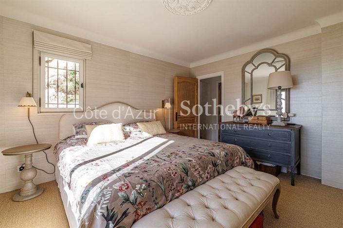 Image No.15-5 Bed House for sale