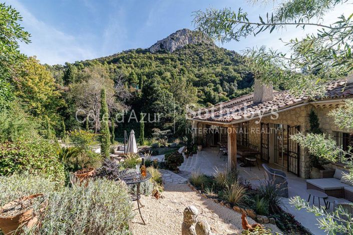 Image No.17-5 Bed House for sale