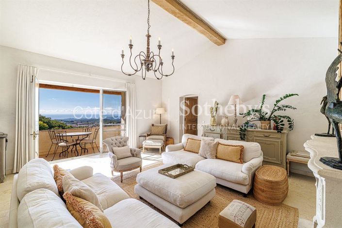 Image No.6-5 Bed House for sale