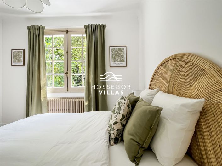 Image No.6-4 Bed House for sale