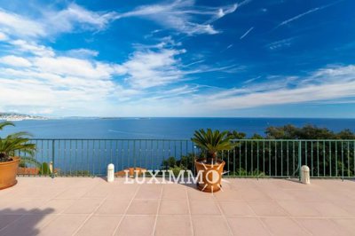 6 Bed House for sale