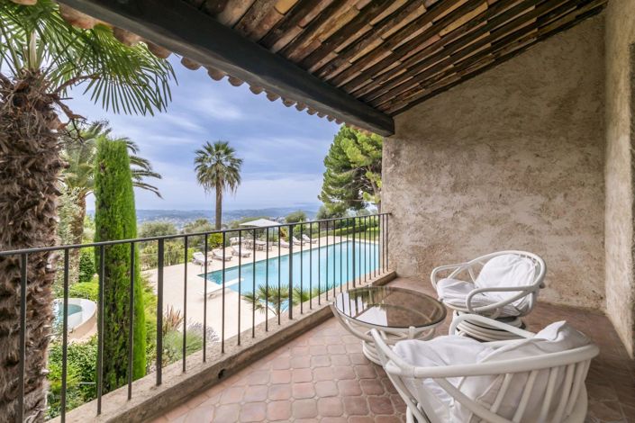 Image No.17-10 Bed House for sale