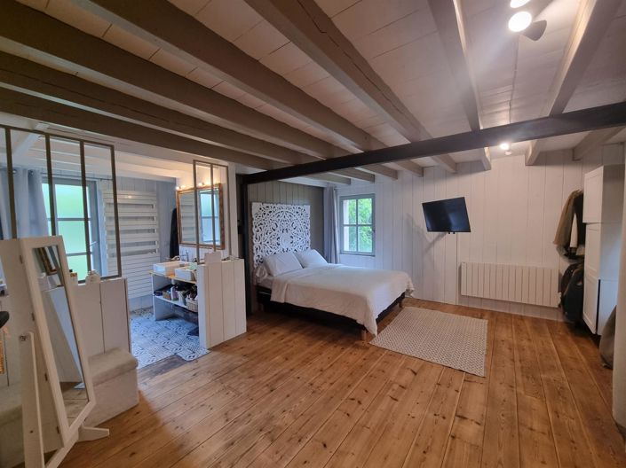 Image No.19-5 Bed House for sale