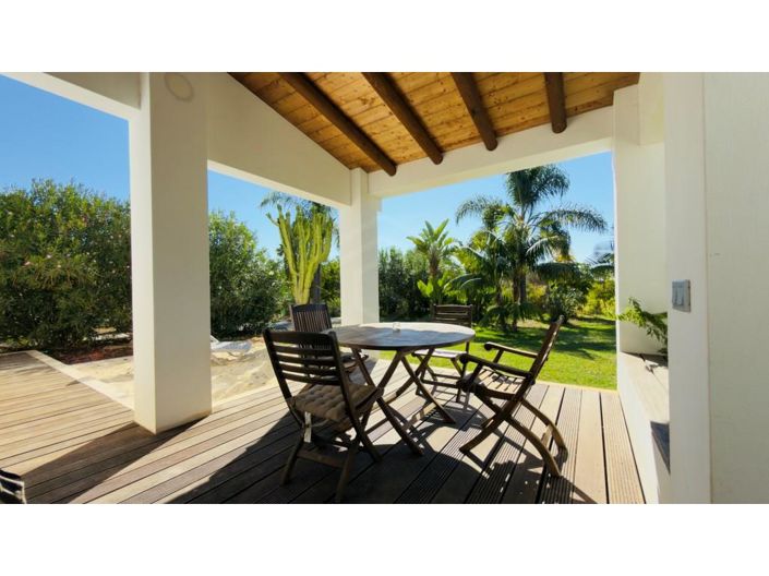 Image No.21-6 Bed House for sale