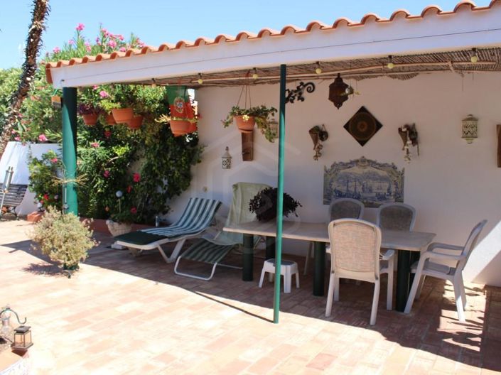 Image No.17-3 Bed House for sale