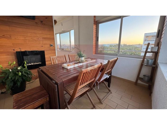 Image No.40-4 Bed Apartment for sale