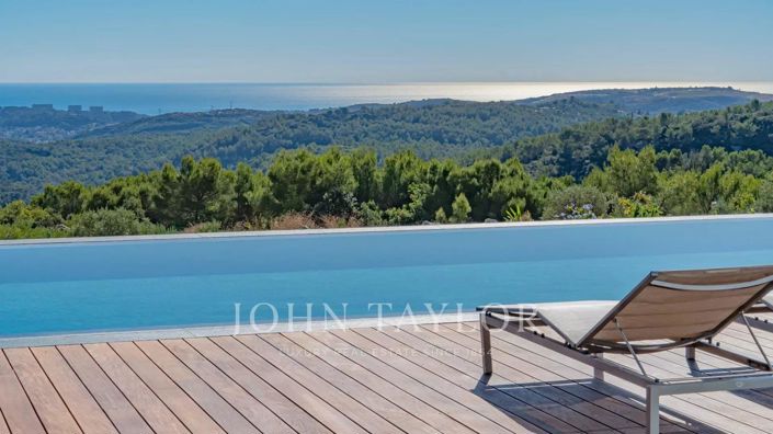 Image No.2-6 Bed House for sale