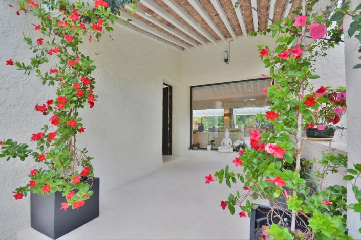 Image No.23-5 Bed House for sale