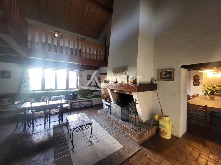 Image No.14-3 Bed House for sale