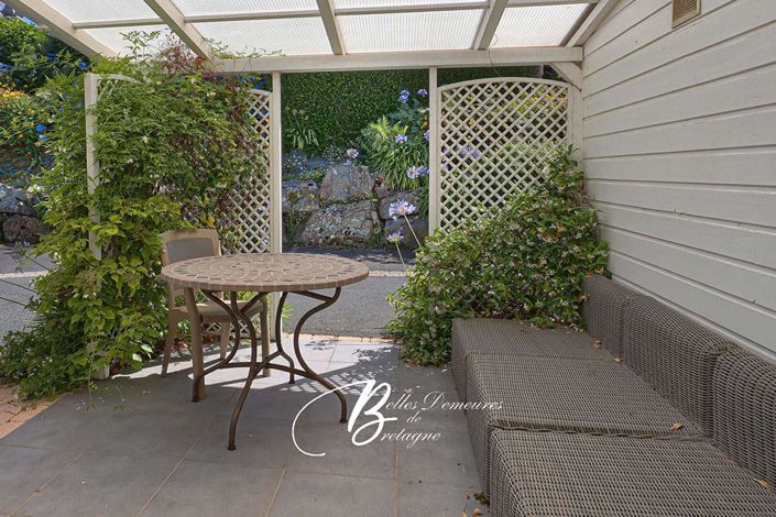 Image No.20-5 Bed House for sale