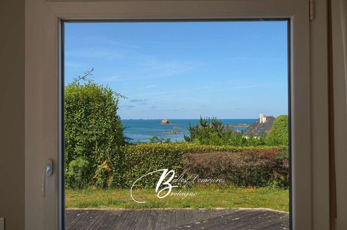 Image No.9-5 Bed House for sale