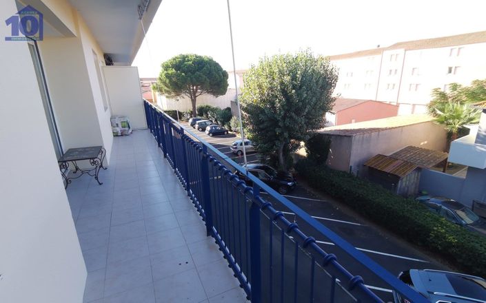 Image No.10-1 Bed Apartment for sale