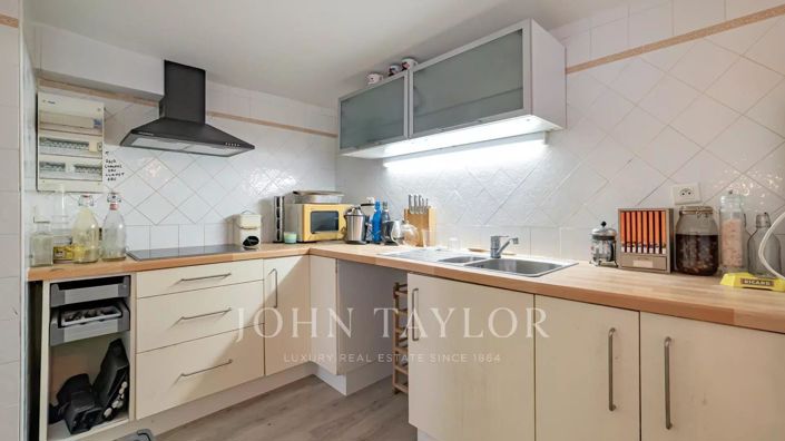 Image No.26-4 Bed House for sale