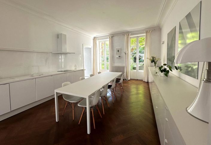 Image No.11-7 Bed House for sale