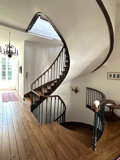 Image No.16-7 Bed House for sale