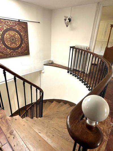 Image No.5-7 Bed House for sale