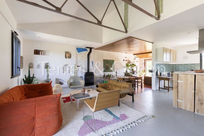 Image No.9-3 Bed House for sale