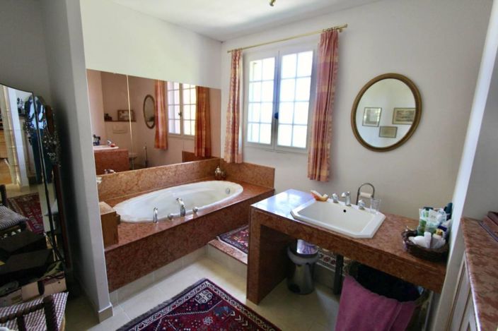 Image No.10-House for sale