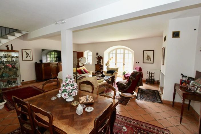 Image No.6-House for sale