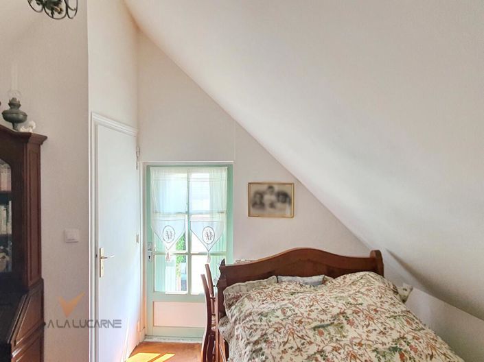 Image No.10-3 Bed House for sale