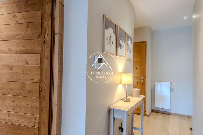 Image No.21-3 Bed Apartment for sale