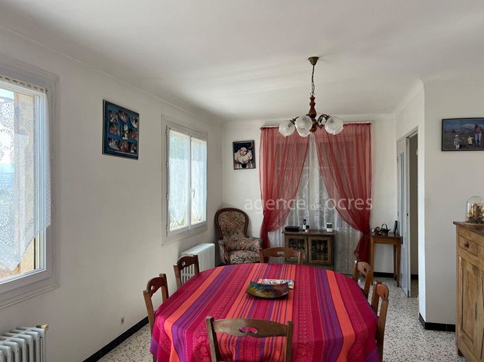 Image No.6-2 Bed House for sale