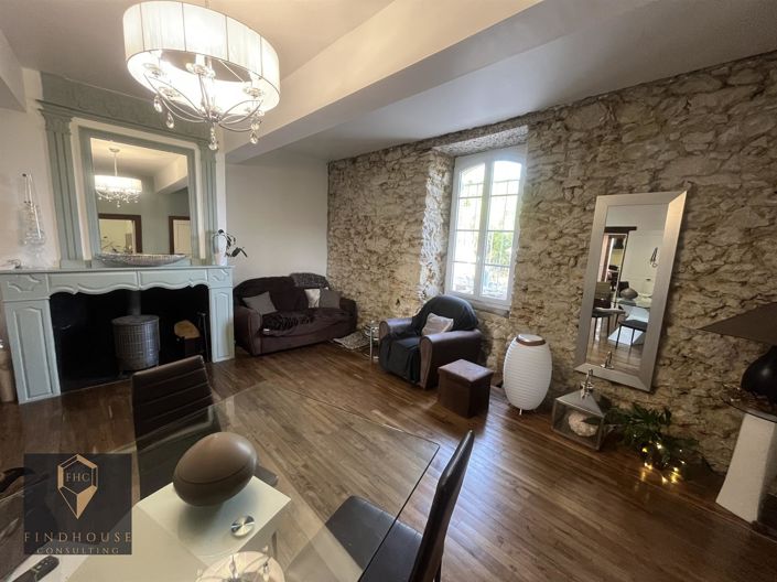 Image No.5-5 Bed House for sale