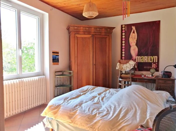 Image No.7-5 Bed House for sale