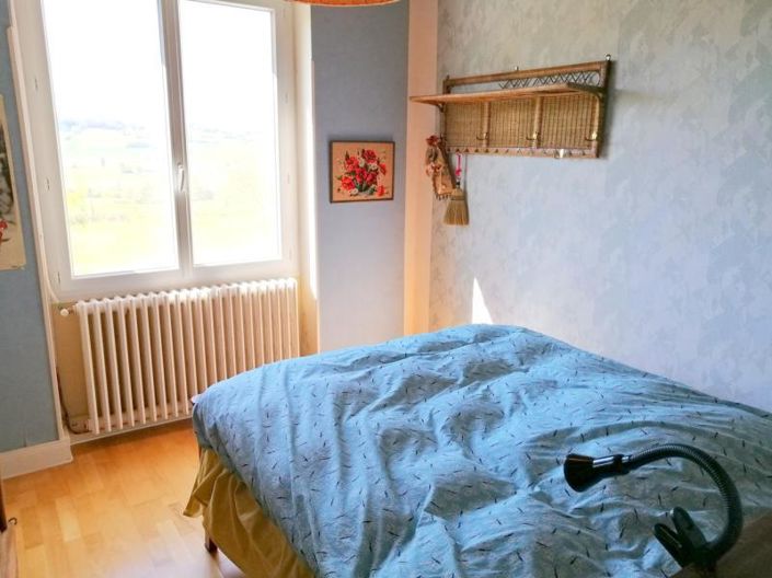 Image No.8-5 Bed House for sale