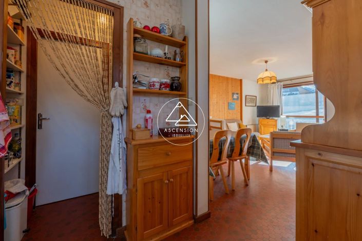 Image No.18-2 Bed Apartment for sale