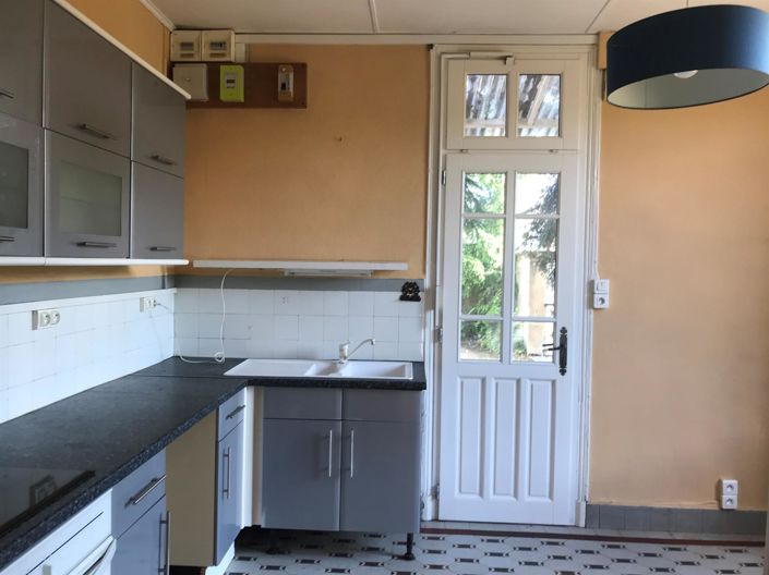 Image No.10-4 Bed House for sale