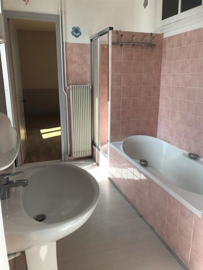 Image No.14-4 Bed House for sale