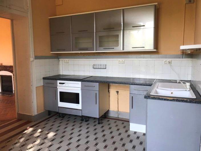 Image No.9-4 Bed House for sale