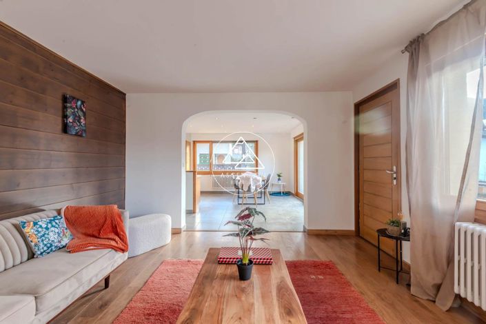 Image No.1-3 Bed Apartment for sale