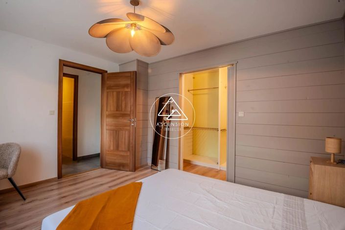 Image No.20-3 Bed Apartment for sale