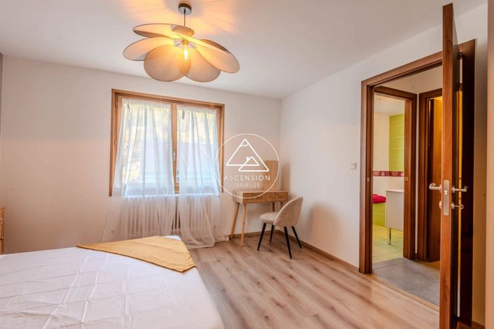 Image No.21-3 Bed Apartment for sale