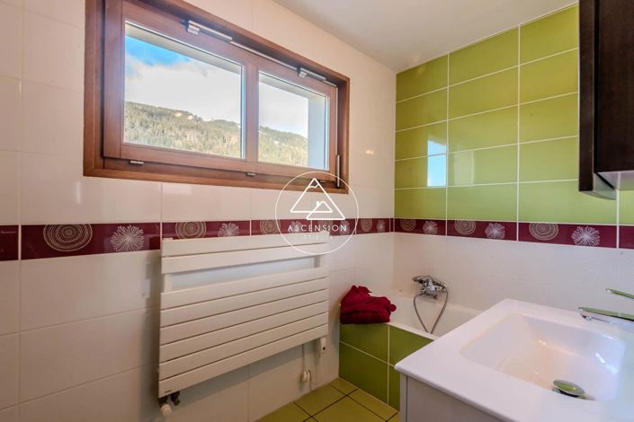 Image No.22-3 Bed Apartment for sale