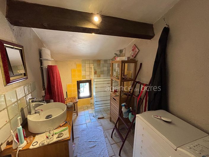 Image No.8-2 Bed House for sale