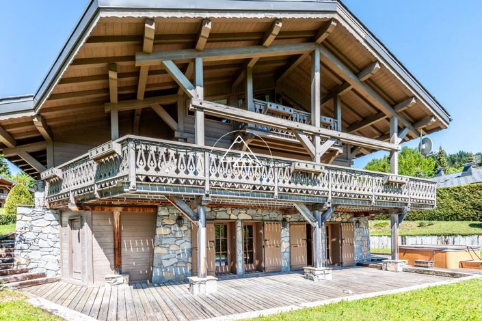 Image No.1-4 Bed House for sale